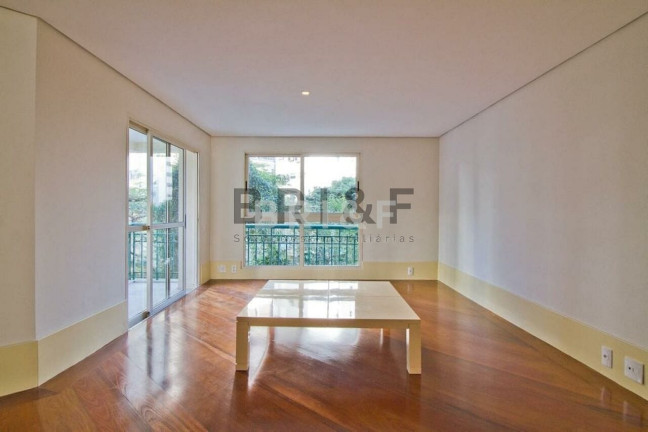Apartamento com 4 Quartos à Venda, 176 m² em Jardim Paulista - São Paulo