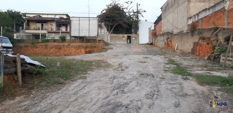 Chácara à Venda, 100 m² em Jardim Simus - Sorocaba