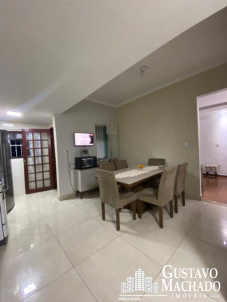 Imagem Casa com 3 Quartos à Venda, 250 m² em Jardim Europa - Volta Redonda