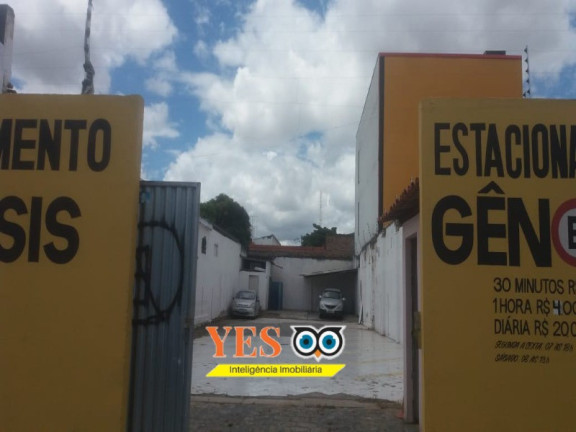 Imóvel Comercial à Venda, 400 m² em Centro - Feira De Santana