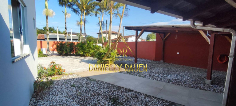 Imagem Casa com 3 Quartos à Venda, 310 m² em Nossa Senhora Da Paz - Balneário Piçarras Imagem Casa com 3 Quartos à Venda, 310 m² em Nossa Senhora Da Paz - Balneário Piçarras