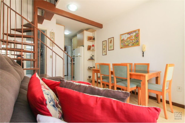 Imagem Casa com 3 Quartos à Venda,  em Vila Nova - Porto Alegre