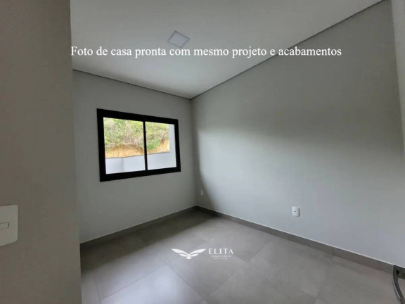 Imagem Casa com 2 Quartos à Venda, 50 m² em Vila Nova - Barra Velha Imagem Casa com 2 Quartos à Venda, 50 m² em Vila Nova - Barra Velha