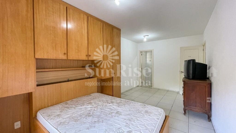 Imagem Casa com 4 Quartos à Venda, 700 m² em Tamboré - Barueri Imagem Casa com 4 Quartos à Venda, 700 m² em Tamboré - Barueri