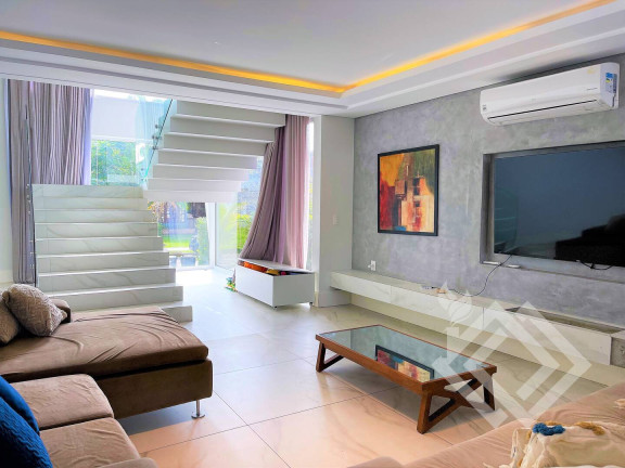 Imagem Casa com 3 Quartos para Temporada, 330 m² em Jurerê Internacional - Florianópolis