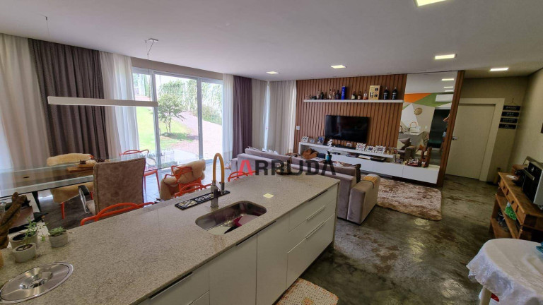 Imagem Casa com 1 Quarto à Venda, 96 m² em Canadá - Cascavel