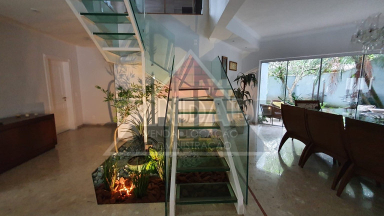 Imagem Casa com 6 Quartos à Venda, 573 m² em Vargem Grande - Rio De Janeiro Imagem Casa com 6 Quartos à Venda, 573 m² em Vargem Grande - Rio De Janeiro