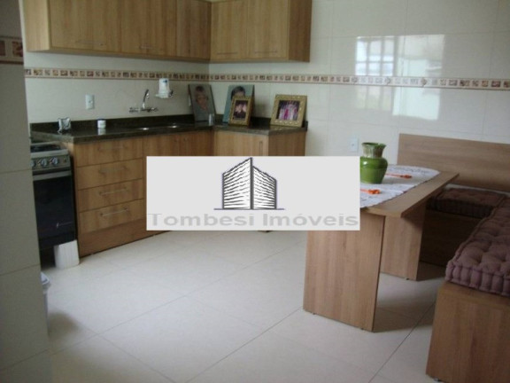 Imagem Casa com 3 Quartos à Venda, 292 m² em Jardim Sabará - Porto Alegre Imagem Casa com 3 Quartos à Venda, 292 m² em Jardim Sabará - Porto Alegre