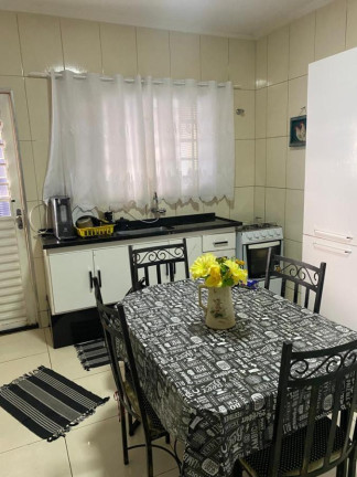 Imagem Casa com 4 Quartos à Venda, 200 m² em Jardim Brasil - Avaré Imagem Casa com 4 Quartos à Venda, 200 m² em Jardim Brasil - Avaré