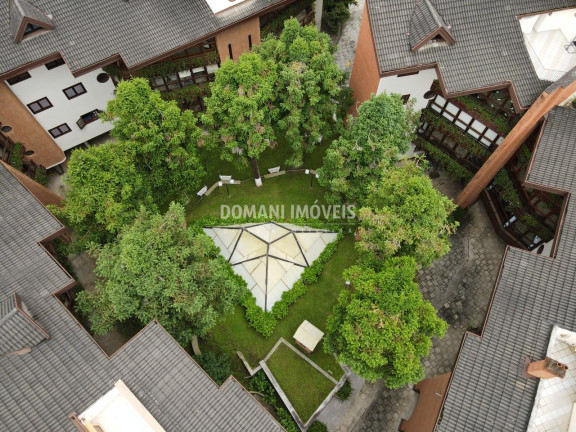 Imagem Imóvel com 4 Quartos à Venda, 300 m² em Região De Capivari - Campos Do Jordão Imagem Imóvel com 4 Quartos à Venda, 300 m² em Região De Capivari - Campos Do Jordão