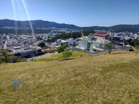 Imagem Terreno à Venda, 720 m² em Trindade - Florianópolis