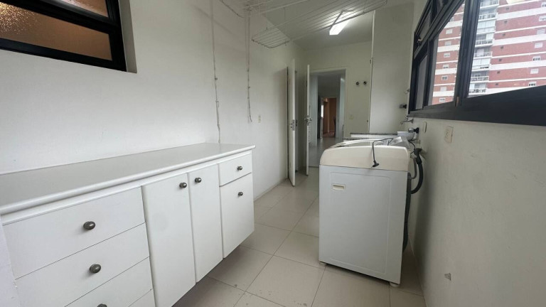 Imagem Apartamento com 4 Quartos à Venda, 266 m² em Boqueirão - Santos