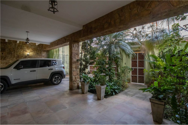 Imagem Casa com 3 Quartos à Venda, 450 m² em Maia - Guarulhos Imagem Casa com 3 Quartos à Venda, 450 m² em Maia - Guarulhos