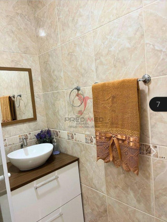 Imagem Casa com 3 Quartos à Venda, 140 m² em Centro - Penha