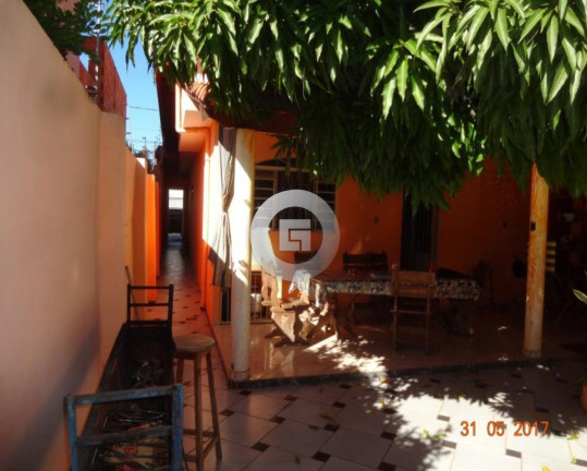 Imagem Casa com 2 Quartos à Venda, 200 m² em Santa Rita I - Montes Claros