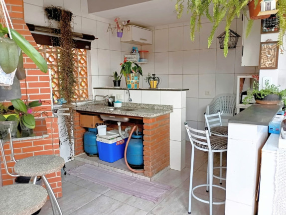 Imagem Casa com 4 Quartos à Venda, 137 m² em Jardim Kuabara - Taboão Da Serra Imagem Casa com 4 Quartos à Venda, 137 m² em Jardim Kuabara - Taboão Da Serra