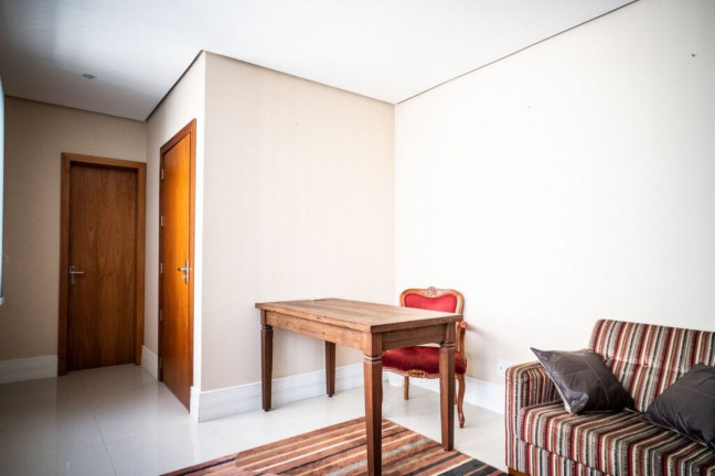 Imagem Imóvel à Venda, 24 m² em Petrópolis - Porto Alegre
