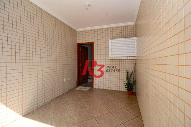Imagem Sobrado com 4 Quartos à Venda, 227 m² em Boqueirão - Santos