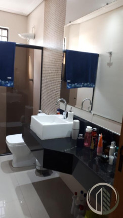 Imagem Casa com 3 Quartos à Venda, 250 m² em Marapé - Santos Imagem Casa com 3 Quartos à Venda, 250 m² em Marapé - Santos