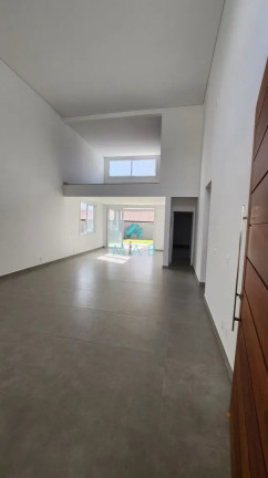 Imagem Casa com 3 Quartos à Venda, 194 m² em Cachoeira Do Bom Jesus - Florianópolis Imagem Casa com 3 Quartos à Venda, 194 m² em Cachoeira Do Bom Jesus - Florianópolis
