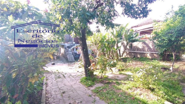 Casa com 3 Quartos à Venda, 200 m² em Vila Nova - Porto Alegre