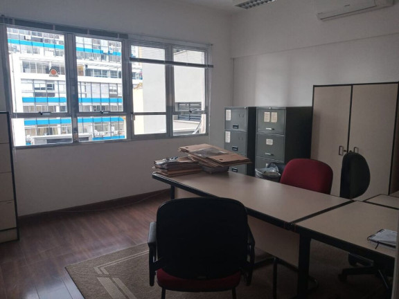 Imagem Sala Comercial à Venda, 43 m² em Centro Histórico - Porto Alegre Imagem Sala Comercial à Venda, 43 m² em Centro Histórico - Porto Alegre