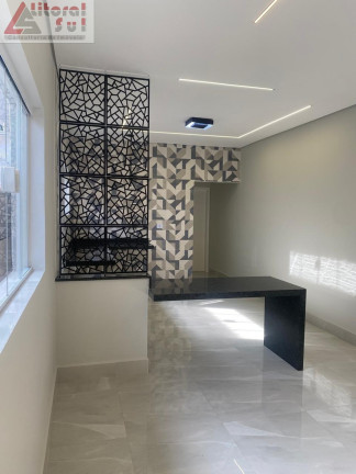 Imagem Casa com 2 Quartos à Venda, 70 m² em Nova Mirim - Praia Grande Imagem Casa com 2 Quartos à Venda, 70 m² em Nova Mirim - Praia Grande