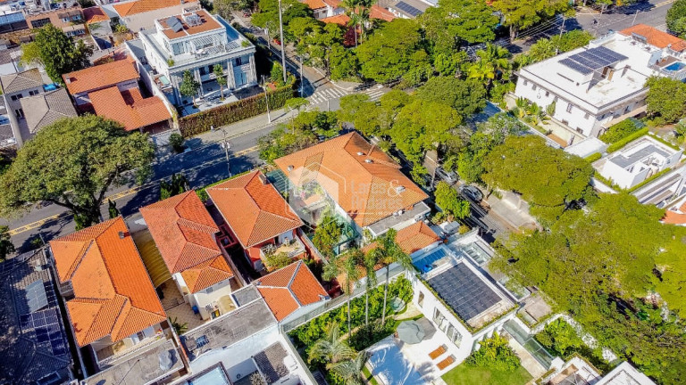 Imagem Casa com 5 Quartos à Venda, 572 m² em Jardim Luzitânia - São Paulo Imagem Casa com 5 Quartos à Venda, 572 m² em Jardim Luzitânia - São Paulo