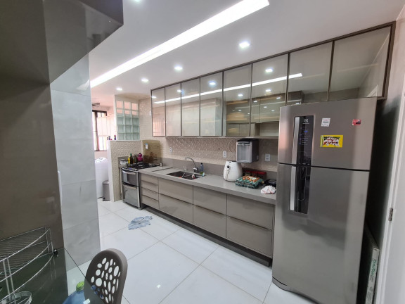 Imagem Apartamento com 3 Quartos à Venda, 135 m² em Pituba - Salvador Imagem Apartamento com 3 Quartos à Venda, 135 m² em Pituba - Salvador