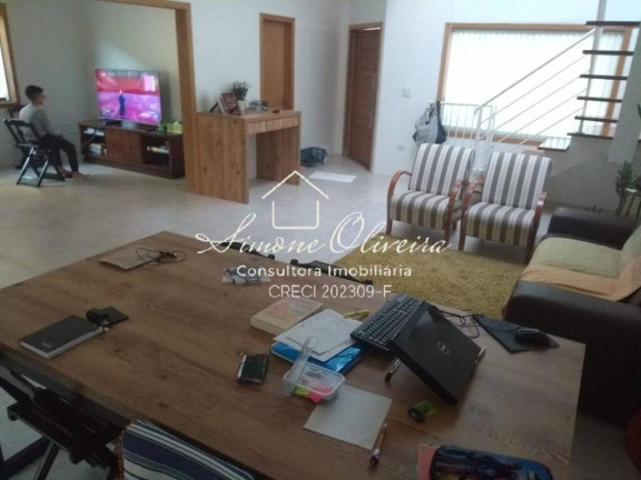 Imagem Casa com 4 Quartos à Venda, 250 m² em Jardim Oásis - Taubaté Imagem Casa com 4 Quartos à Venda, 250 m² em Jardim Oásis - Taubaté