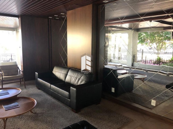 Imagem Apartamento com 3 Quartos à Venda, 250 m² em Nossa Senhora De Fátima - Santa Maria