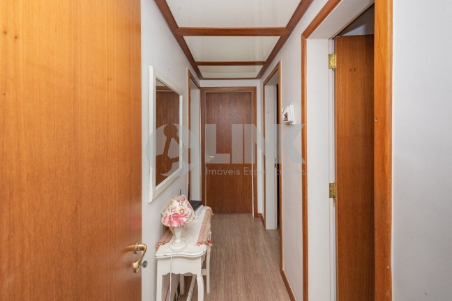 Imagem Apartamento com 3 Quartos à Venda, 103 m² em Centro Histórico - Porto Alegre Imagem Apartamento com 3 Quartos à Venda, 103 m² em Centro Histórico - Porto Alegre