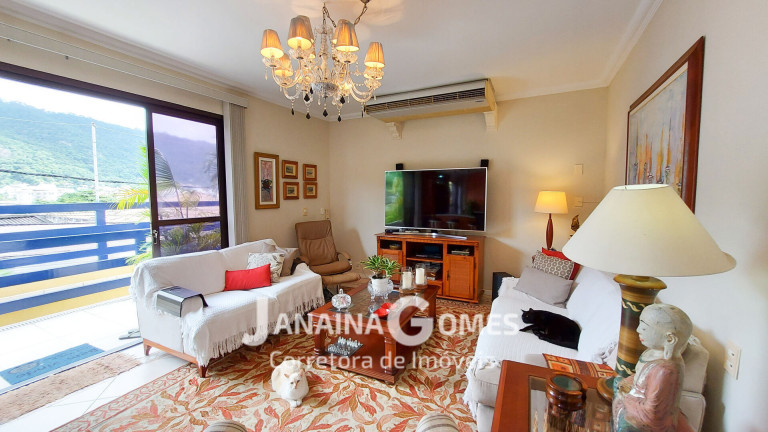 Imagem Casa com 4 Quartos à Venda, 300 m² em São Francisco - Niterói Imagem Casa com 4 Quartos à Venda, 300 m² em São Francisco - Niterói