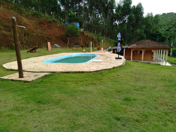 Chácara com 3 Quartos à Venda, 2.500 m² em Nazaré Paulista