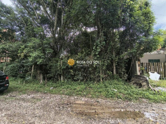 Terreno à Venda, 325 m² em Mariscal - Bombinhas