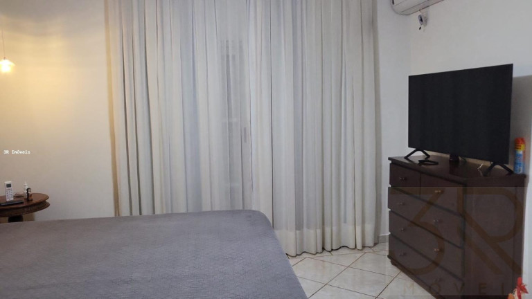 Imagem Casa com 3 Quartos à Venda, 226 m² em Parque Residencial Cândido Portinari - Ribeirão Preto Imagem Casa com 3 Quartos à Venda, 226 m² em Parque Residencial Cândido Portinari - Ribeirão Preto