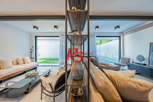 Imagem Casa com 4 Quartos à Venda, 350 m² em Embaré - Santos