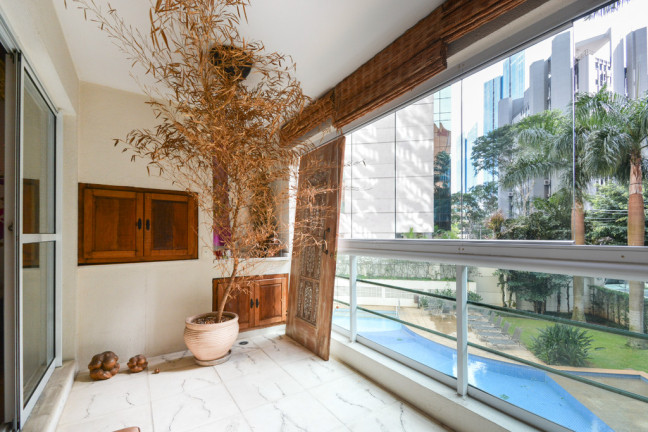 Imagem Apartamento com 3 Quartos à Venda, 112 m² em Vila Olímpia - São Paulo