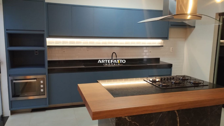 Imagem Sobrado com 3 Quartos à Venda, 156 m² em Centro - Cristais Paulista Imagem Sobrado com 3 Quartos à Venda, 156 m² em Centro - Cristais Paulista