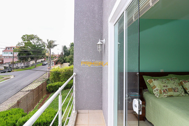 Imagem Sobrado com 3 Quartos à Venda, 187 m² em Pilarzinho - Curitiba