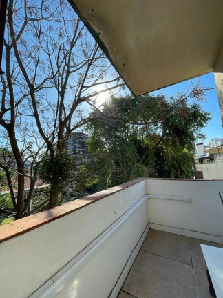 Imagem Imóvel com 3 Quartos à Venda,  em Petrópolis - Porto Alegre