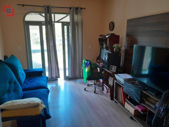 Imagem Casa com 3 Quartos à Venda, 144 m² em Iririu - Joinville
