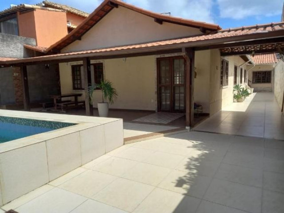 Casa com 3 Quartos à Venda, 220 m² em Piratininga - Niterói
