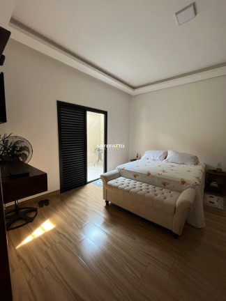 Imagem Casa com 3 Quartos à Venda, 192 m²