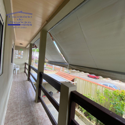 Imagem Casa com 3 Quartos à Venda, 192 m² em Vila Nova - Porto Alegre Imagem Casa com 3 Quartos à Venda, 192 m² em Vila Nova - Porto Alegre