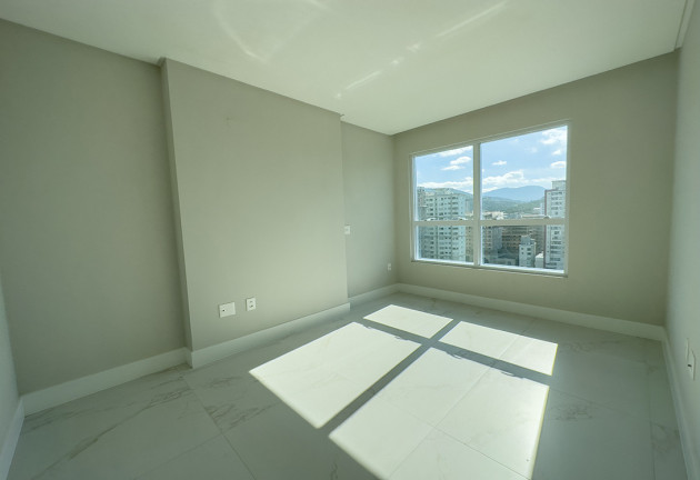 Imagem Apartamento com 4 Quartos à Venda, 179 m² em Meia Praia - Itapema Imagem Apartamento com 4 Quartos à Venda, 179 m² em Meia Praia - Itapema