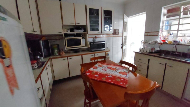 Imagem Casa com 3 Quartos à Venda, 330 m² em Alvinópolis - Atibaia