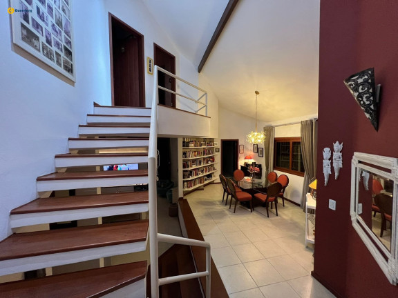 Imagem Casa com 3 Quartos à Venda, 445 m² em Pantanal - Florianópolis Imagem Casa com 3 Quartos à Venda, 445 m² em Pantanal - Florianópolis