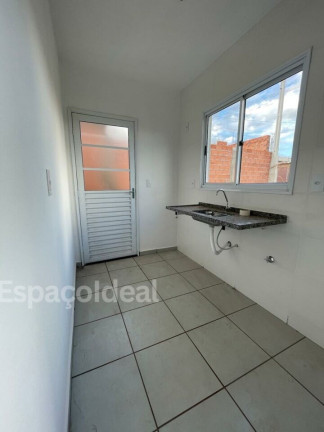Imagem Casa com 2 Quartos à Venda, 43 m² em Jardim Yvone - Lençóis Paulista Imagem Casa com 2 Quartos à Venda, 43 m² em Jardim Yvone - Lençóis Paulista
