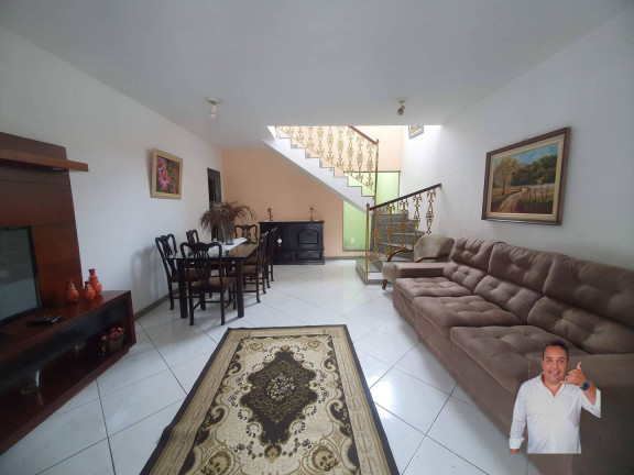 Imagem Casa com 4 Quartos à Venda, 190 m² em Taquara - Rio De Janeiro Imagem Casa com 4 Quartos à Venda, 190 m² em Taquara - Rio De Janeiro